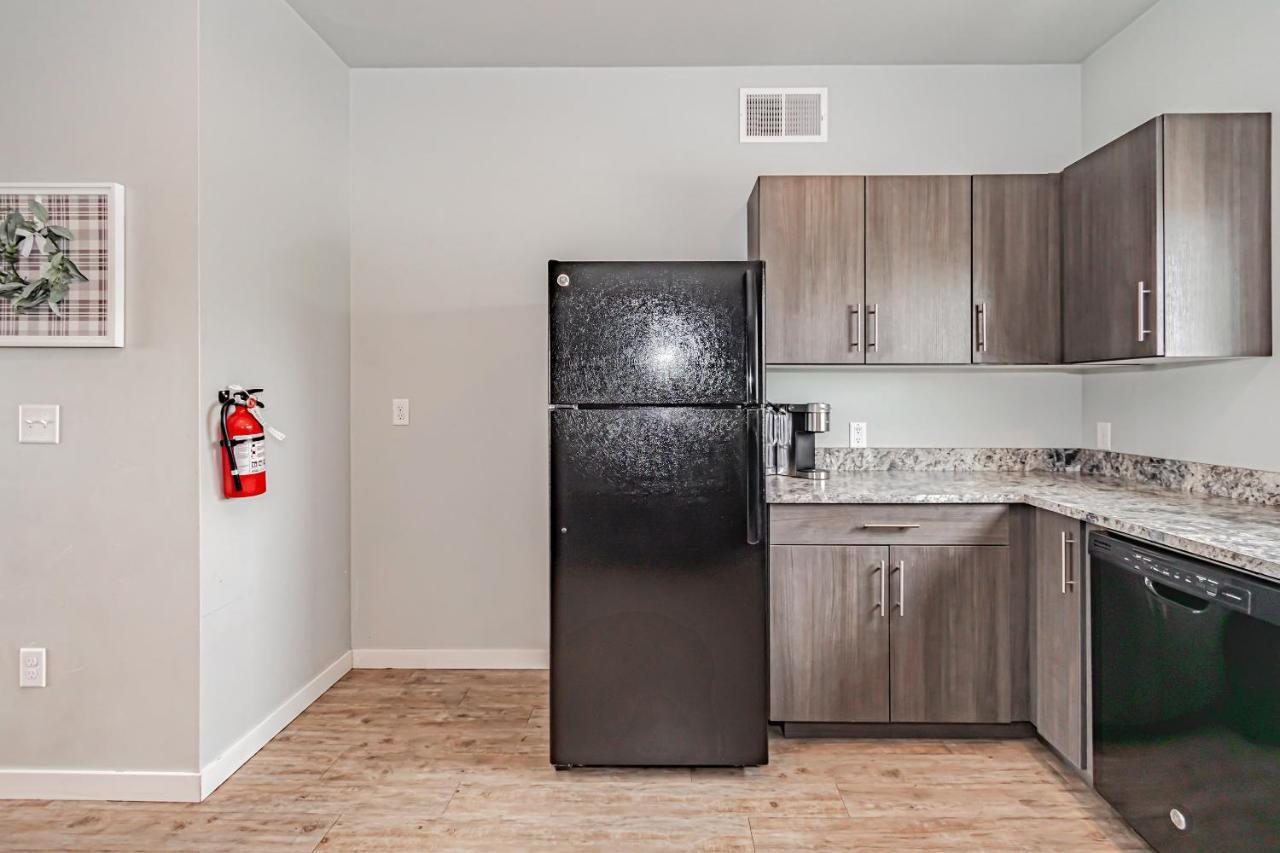 Bringham'S Mill Apartments Perfect For Groups Full Kitchen Gym And Free Parking Рексбърг Екстериор снимка