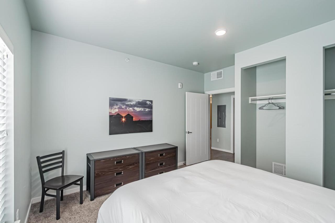 Bringham'S Mill Apartments Perfect For Groups Full Kitchen Gym And Free Parking Рексбърг Екстериор снимка
