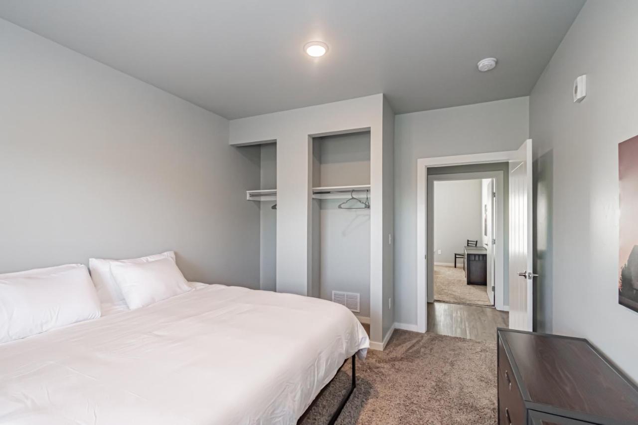 Bringham'S Mill Apartments Perfect For Groups Full Kitchen Gym And Free Parking Рексбърг Екстериор снимка