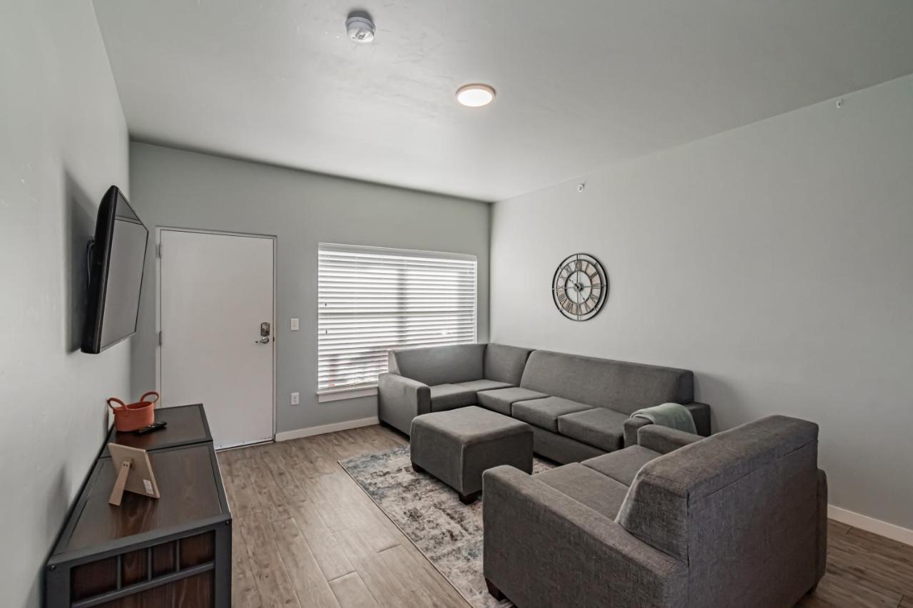 Bringham'S Mill Apartments Perfect For Groups Full Kitchen Gym And Free Parking Рексбърг Екстериор снимка